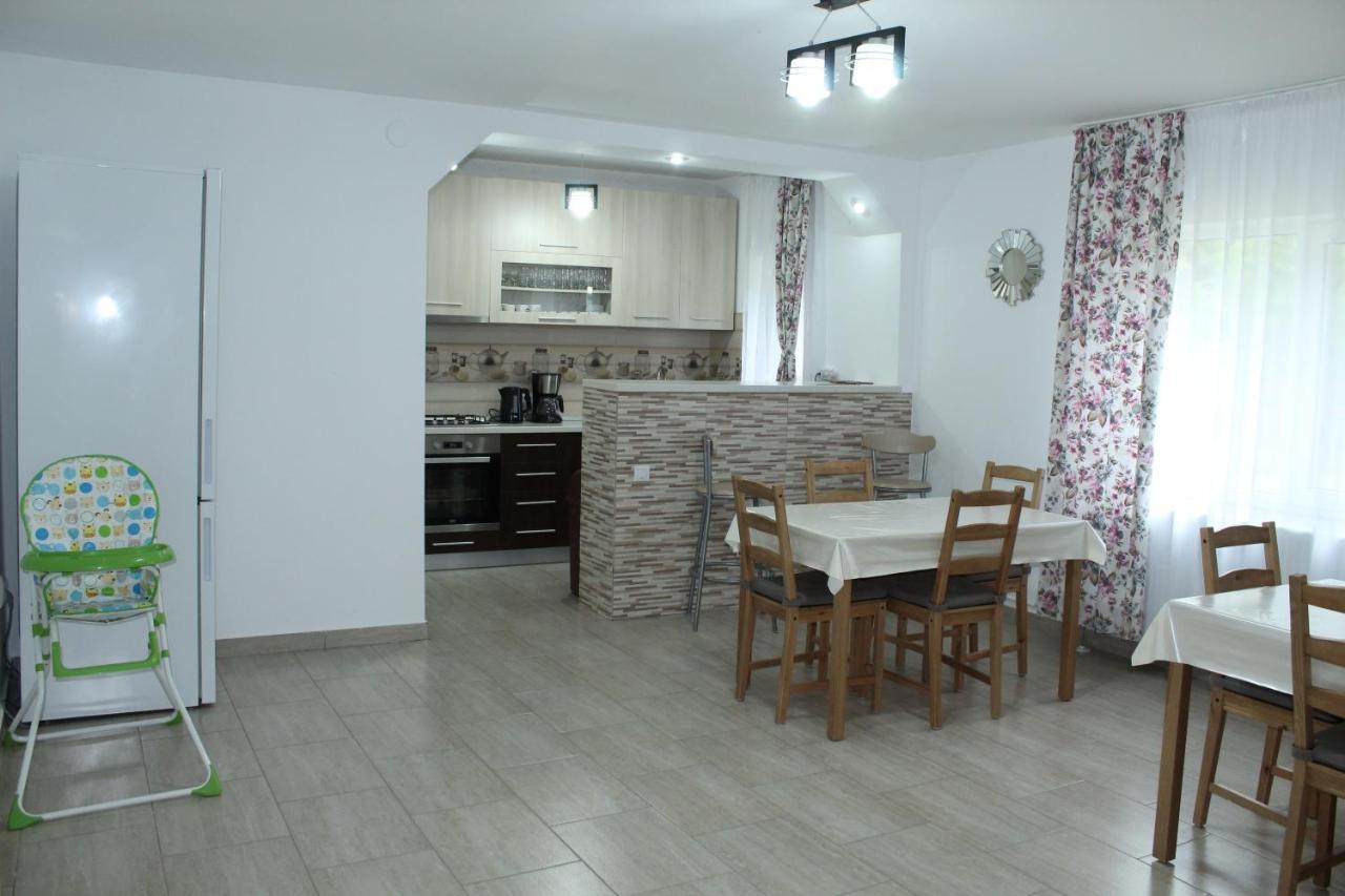 Milea'S Guesthouse 布朗 外观 照片